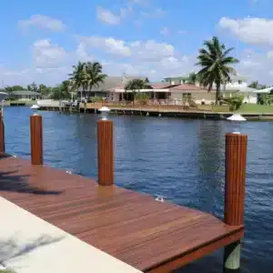 FENCES & DOCKS