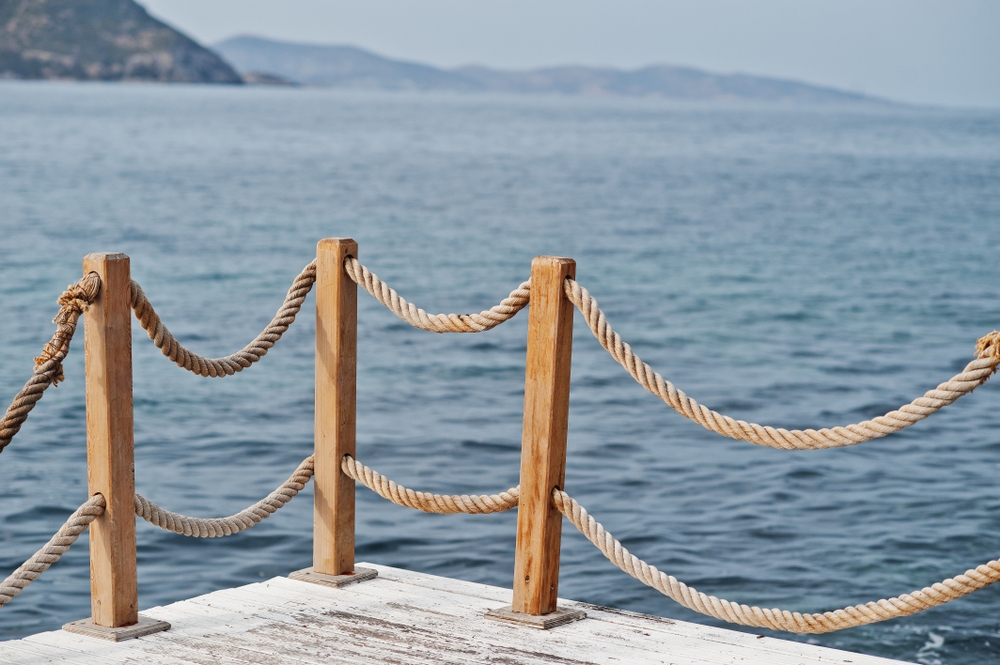 Rope railing