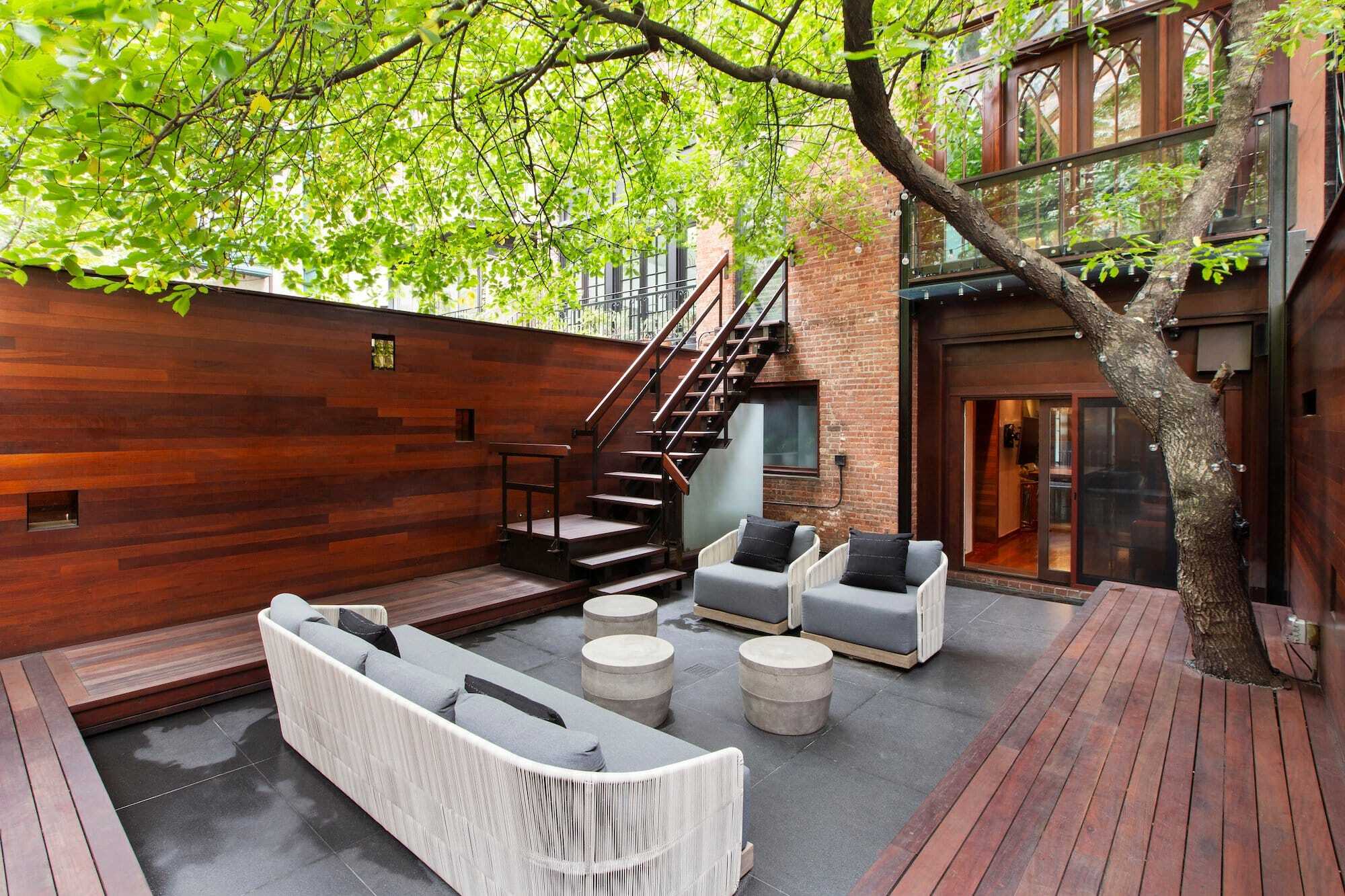 Ipe Wood Decking for Ourdoor Projects