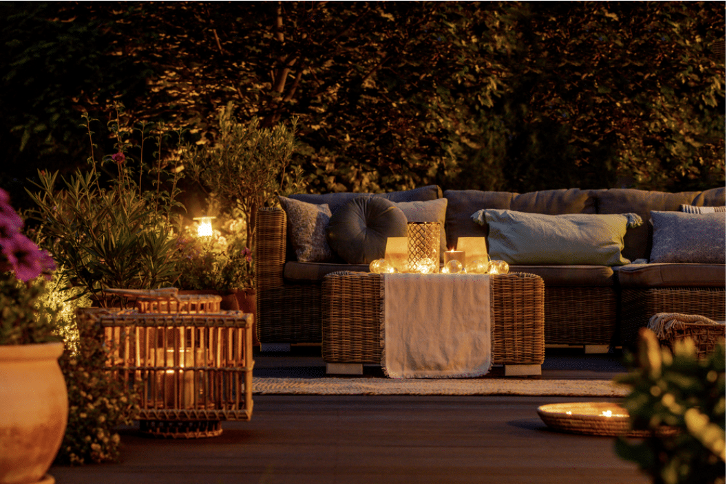 outdoor composite decking