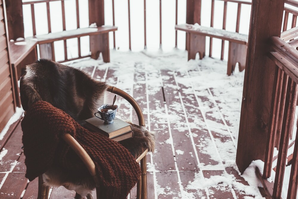 Enjoy Your Deck in The Winter 12 Great Winter Deck Ideas