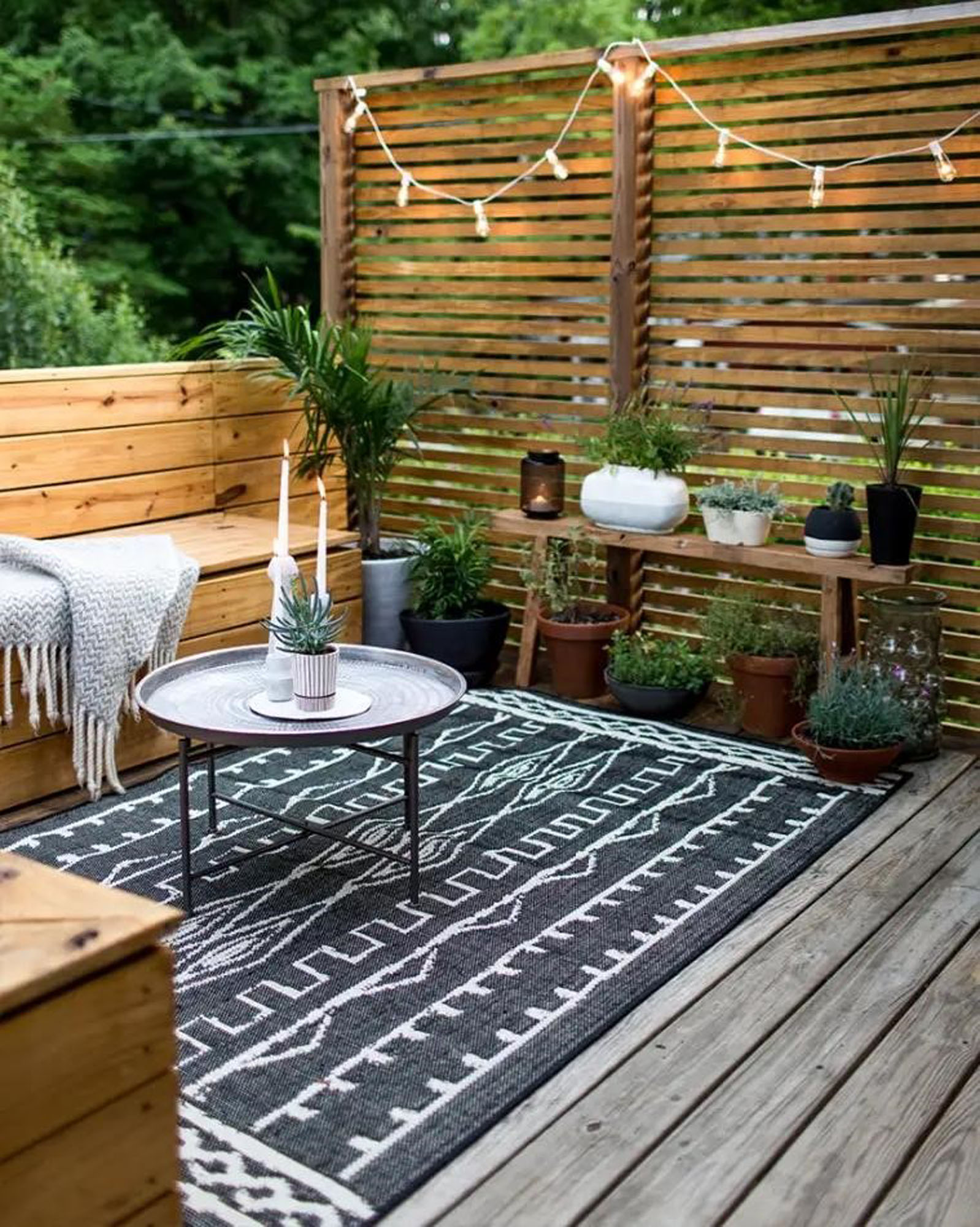 Deck with Privacy Fence